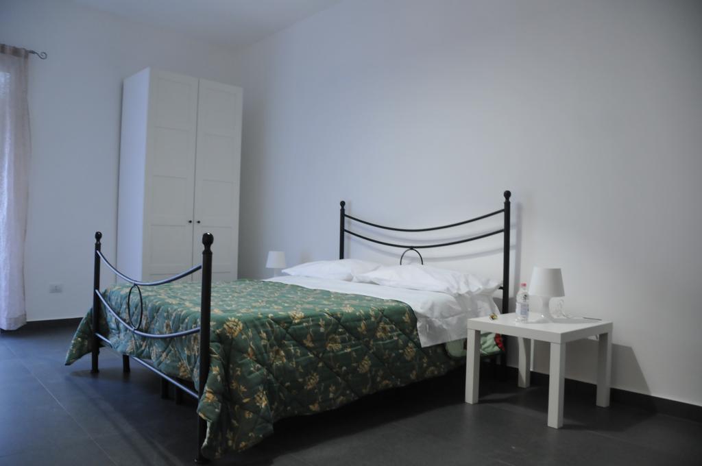B&B Largo Barile Caltanissetta Dış mekan fotoğraf